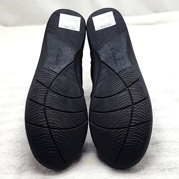 CLARKS CLOUDSTEPPERS●SILLIAN GEMMA BLACK ANKLE BOOTS■LADIES 8 ●WIDE●NWB●CUTE● - Picture 7 of 16